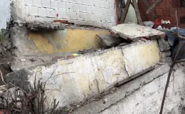 Heyelanda balkonu çöken 2 katlı müstakil ev boşaltıldı
