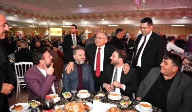 Kayseri Büyükşehir Belediye Başkanı Dr. Memduh Büyükkılıç, MHP Teşkilat İftar Programı’nda Cumhur İttifakı ile bir araya geldi