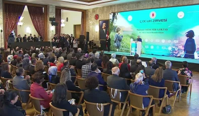 Aile Bakanlığı’nın İlk Kez Düzenlediği Çocuk Zirvesi TBMM’de Başladı.