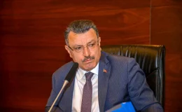Trabzon Büyükşehir Belediye Başkanı Ahmet Metin Genç, Ortahisar Belediyesi’nin Borç Konusuyla İlgili Açıklamalarda Bulundu