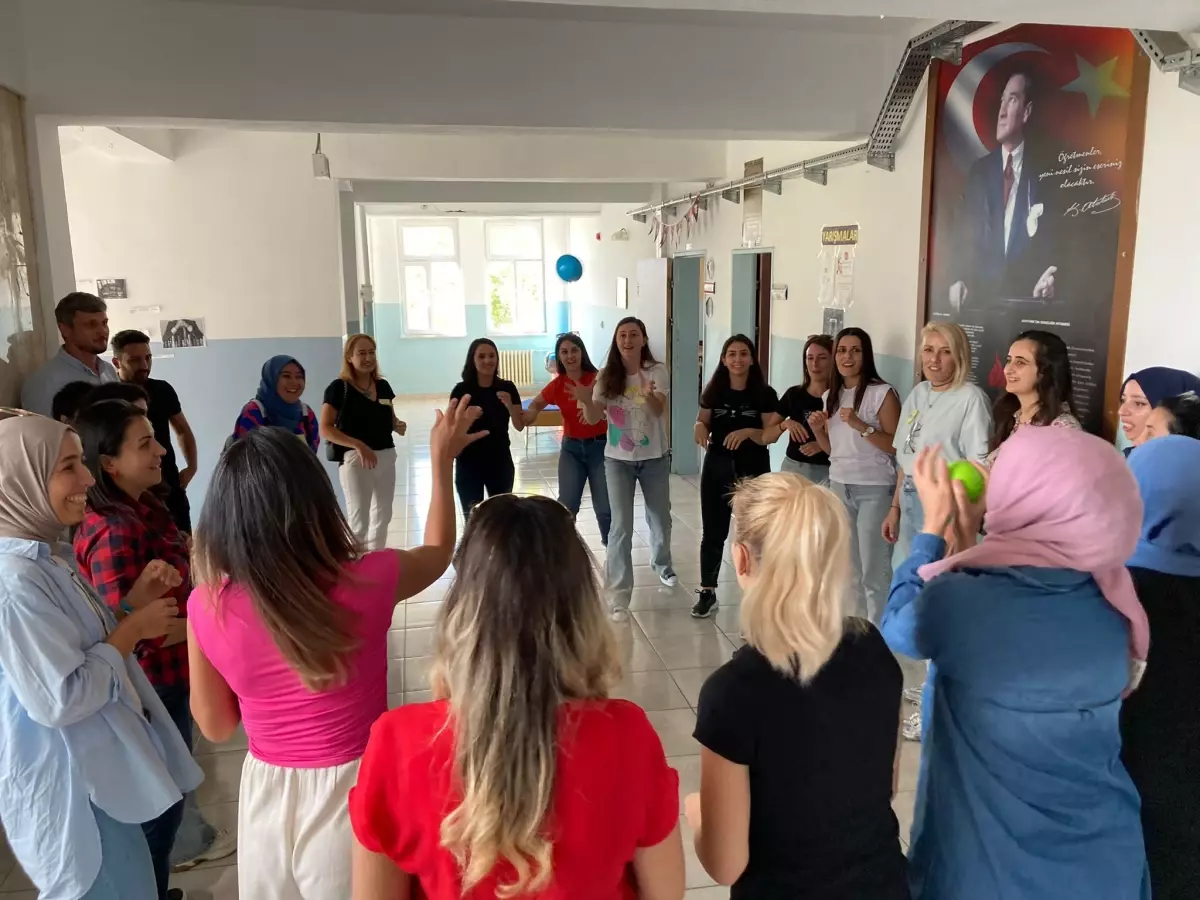 Öğretmen Akademisi Vakfı’ndan Yeni Dönem Eğitim Kayıtları Başladı