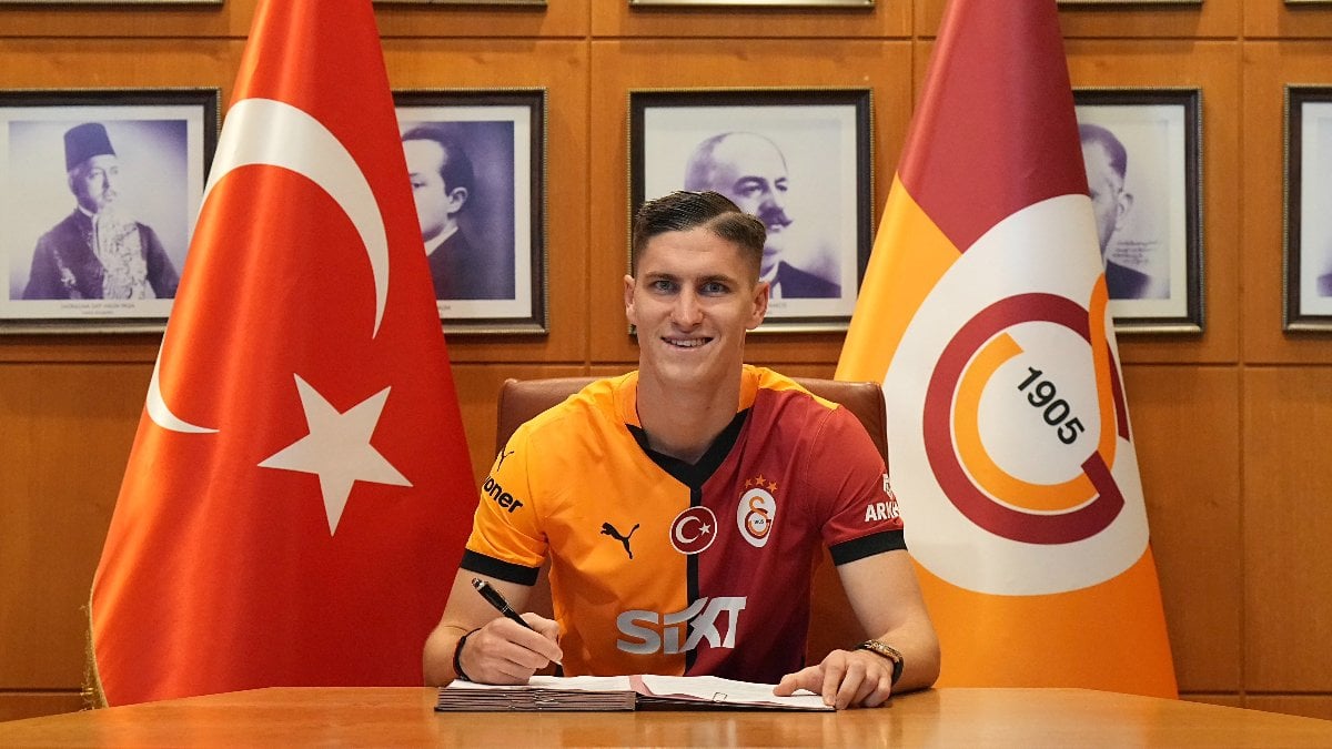 Roland Sallai, Galatasaray formasını giydi