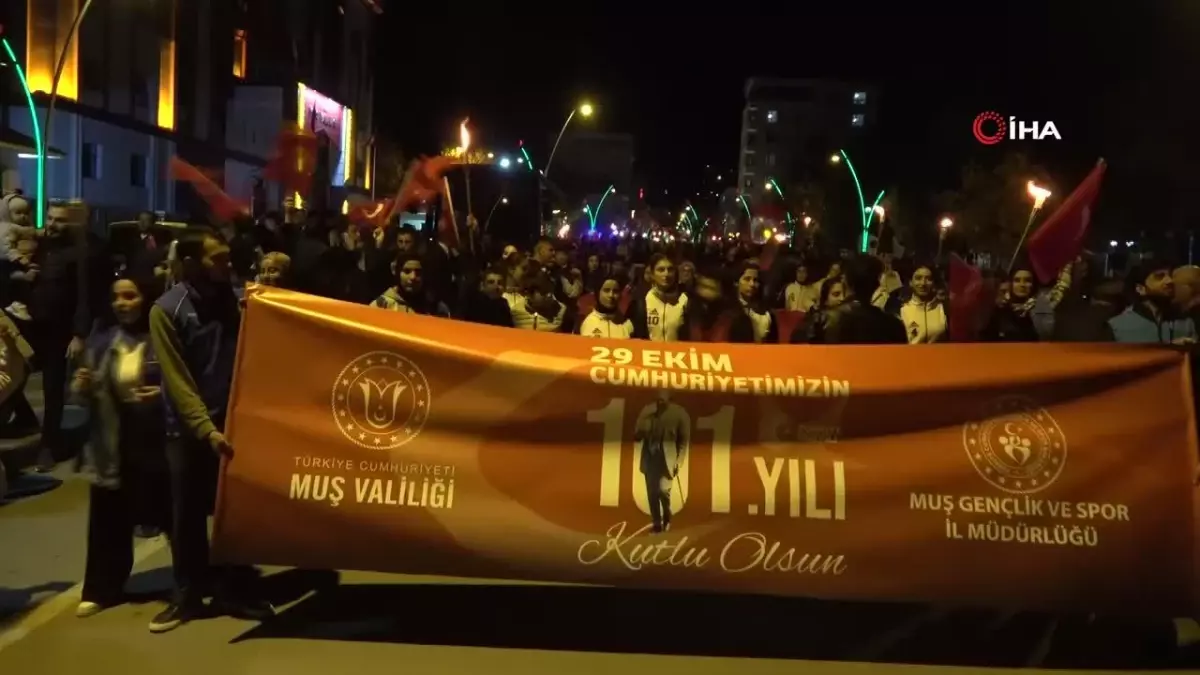 Muş’ta Fener Alayı Yürüyüşü yapıldı