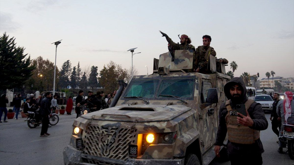 Suriye’de muhalifler bir cephe de güneyde açtı: Hedefimiz Şam’da buluşmak