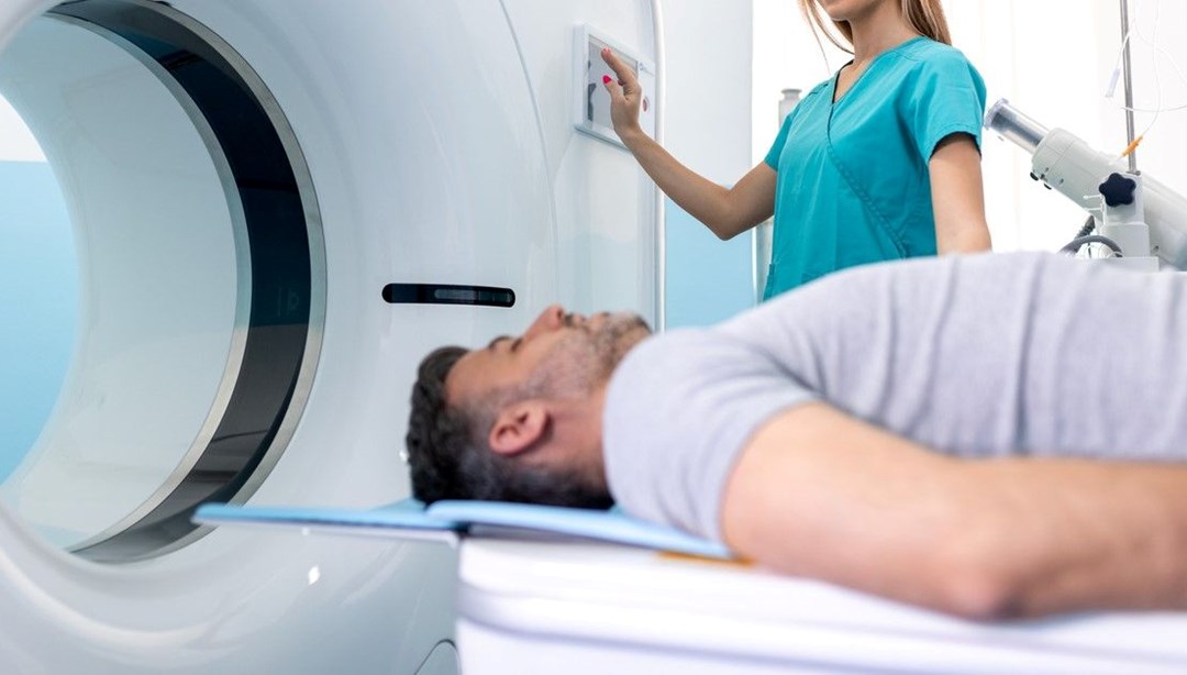 40’lı yaşlarında demans teşhisi kondu: Bu 3 belirtiyi hiç önemsemedi ama hafıza kaybının erken işaretleriymiş