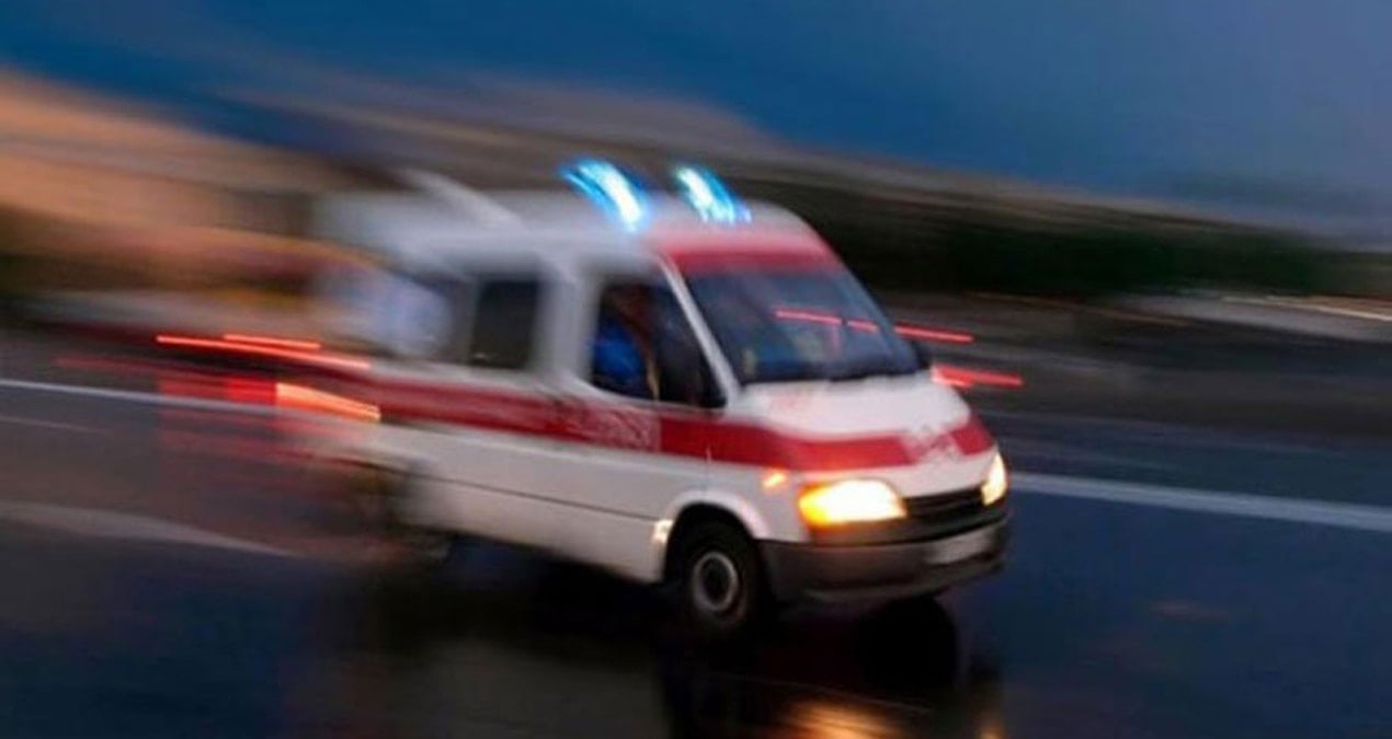 Personel servisine TIR çarptı! Yaralılar var